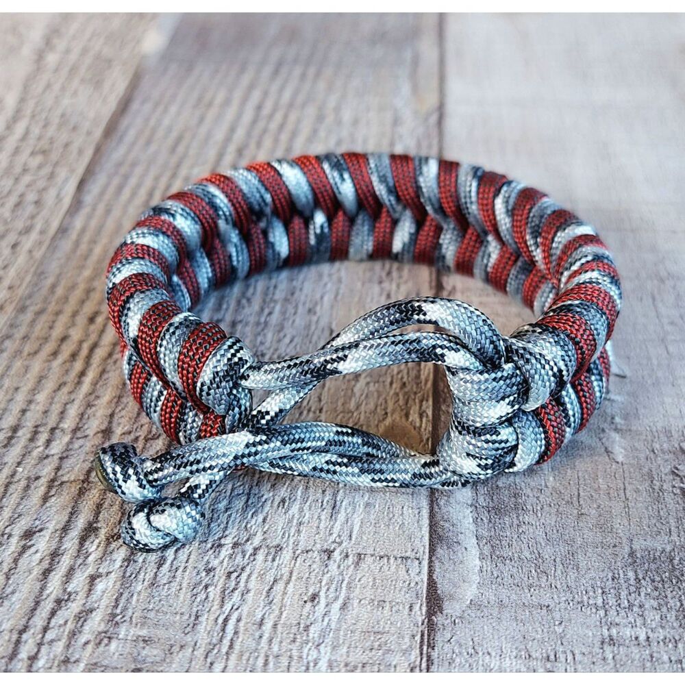 Handmade Fishtail Paracord Bracelet Adjustable Unisex Urban Camo Red - Picture 2 of 2